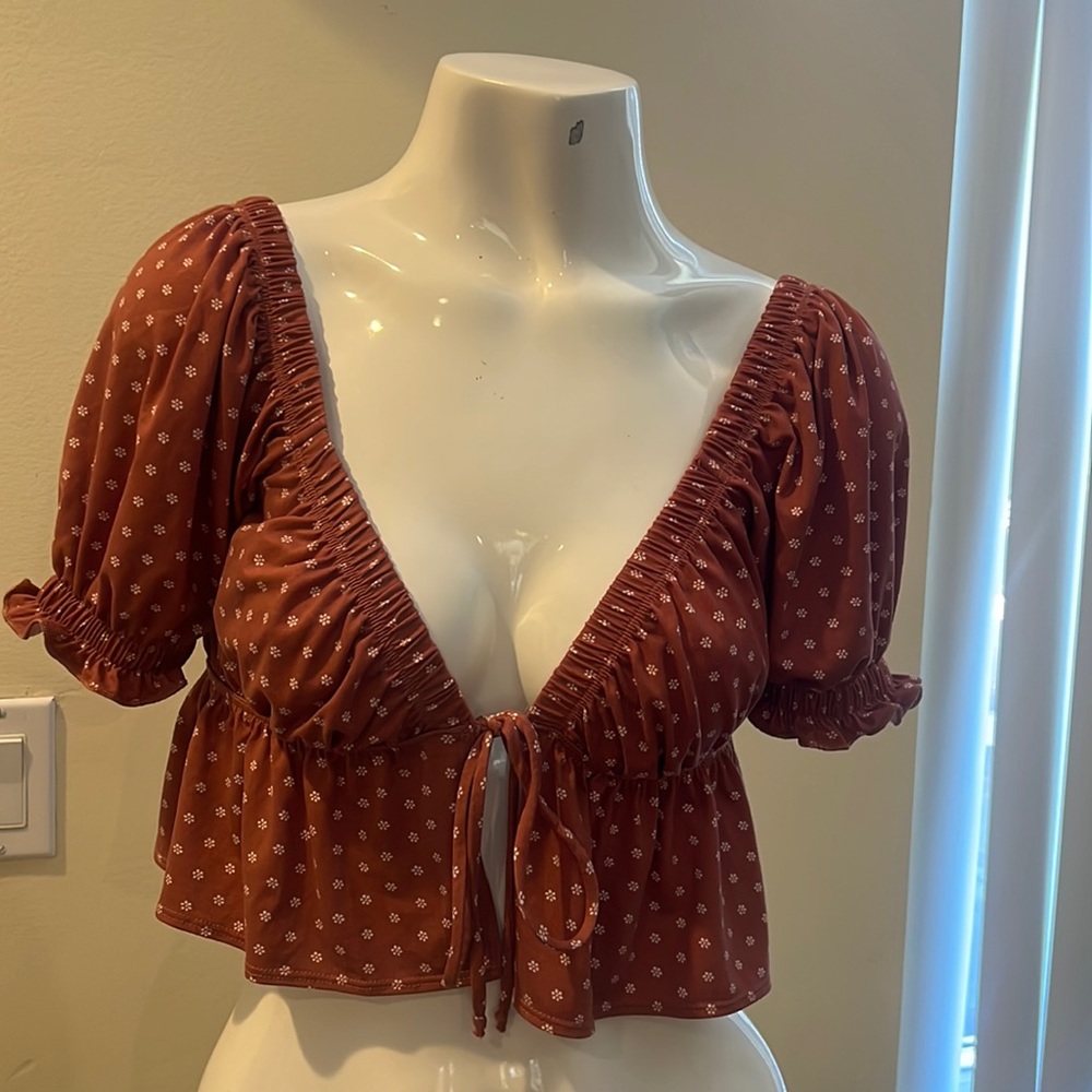 Urban Outfitters Ruffle Floral Crop Top